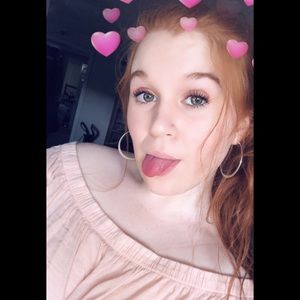 Meet your Posher, Cami